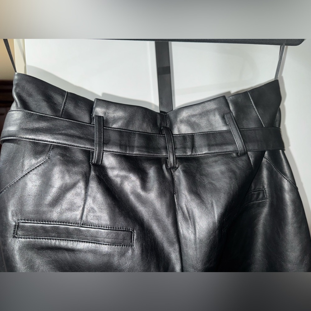 NWT- Lucy Paris Black Cropped Paperbag Pants - Picture 11 of 11